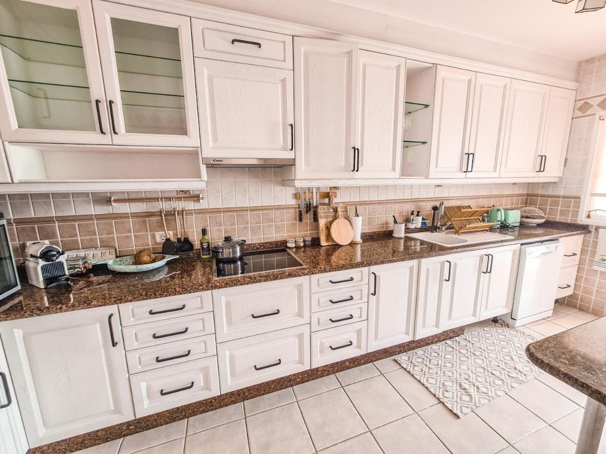 Oceanview Boutique House, 125 Sqm, Parking, Sunset Rooftop Costa Adeje  Bagian luar foto